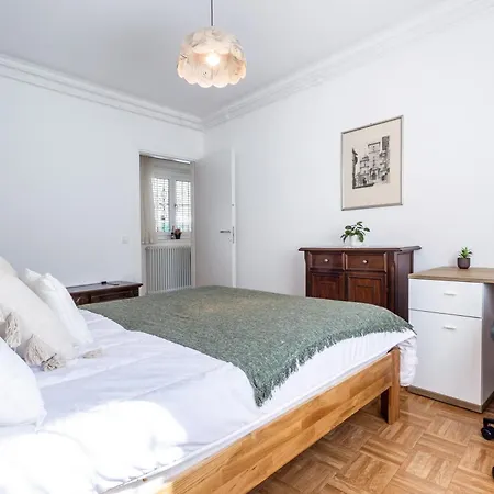 Strategic House From Lugano Grancia